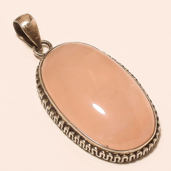 92.5 STERLING SILVER CARVED BEAUTIFUL ROSE QUARTZ PENDANT