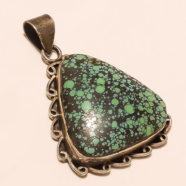 VINTAGE 92.5 STERLING SILVER CARVED BEAUTIFUL TURQUOISE PENDANT