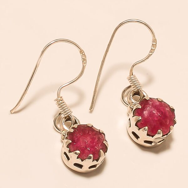 92.5 STERLING SILVER BEAUTIFUL RUBY DROP EARRING