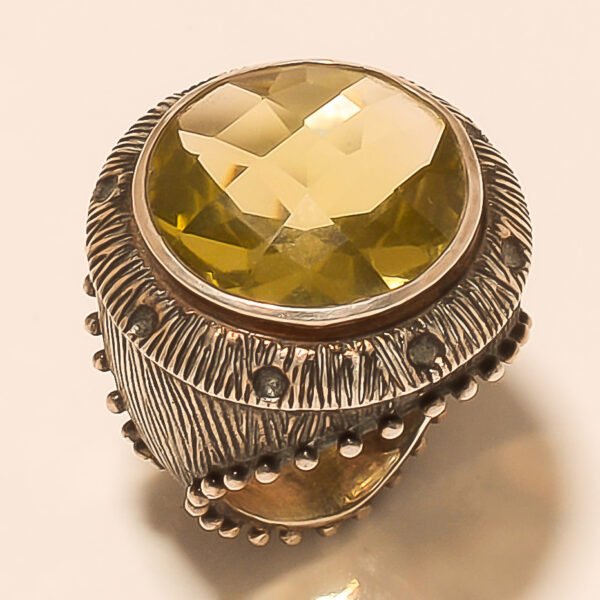 92.5 STERLING SILVER BEAUTIFUL LEMON TOPAZ RING