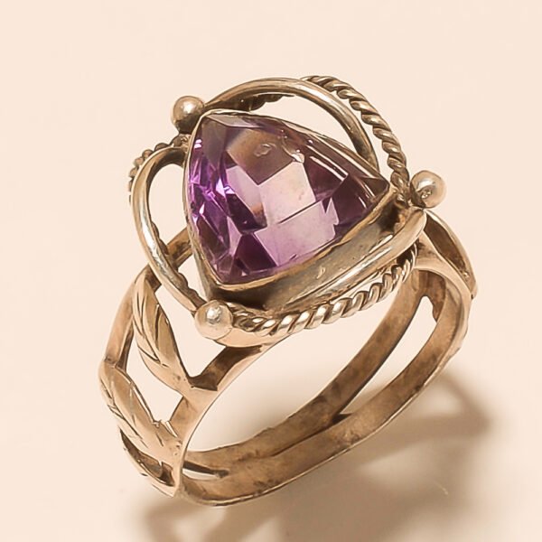 92.5 STERLING SILVER BEAUTIFUL AMETHYST RING