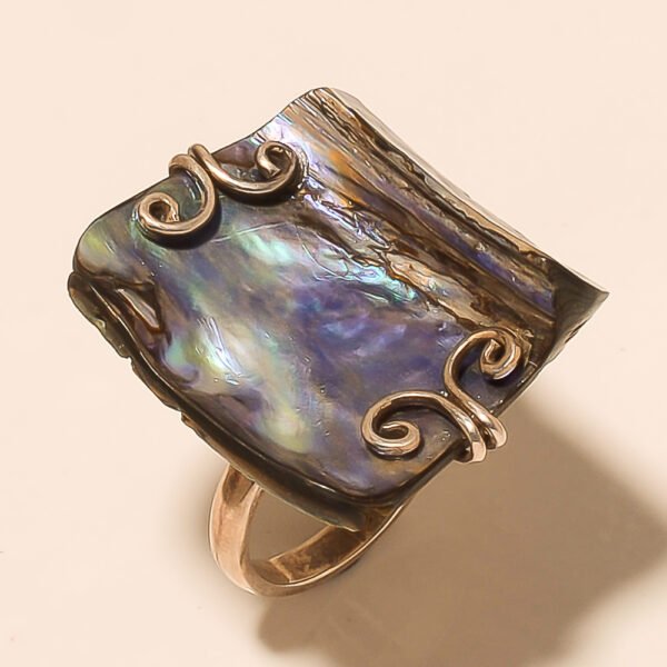 92.5 STERLING SILVER BEAUTIFUL SHELL RING