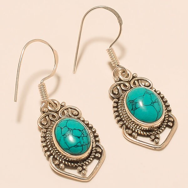 VINTAGE 92.5 STERLING SILVER CARVED BEAUTIFUL TURQUOISE DROP EARRING