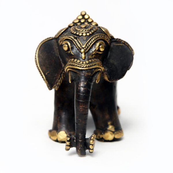 VINTAGE BEAUTIFUL DECORATIVE BRASS ELEPHANT