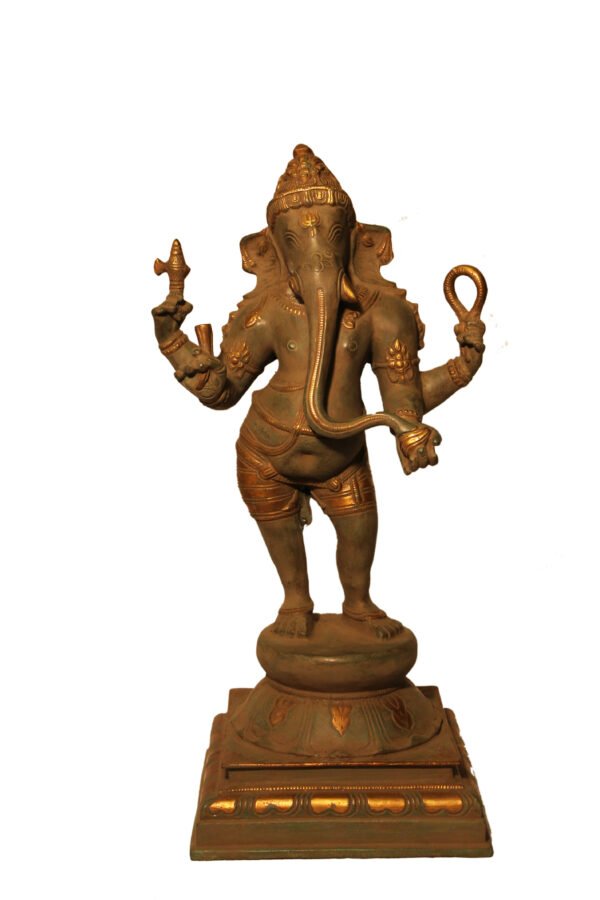 VINTAGE BEAUTIFUL BRASS CARVED LORD GANESHA