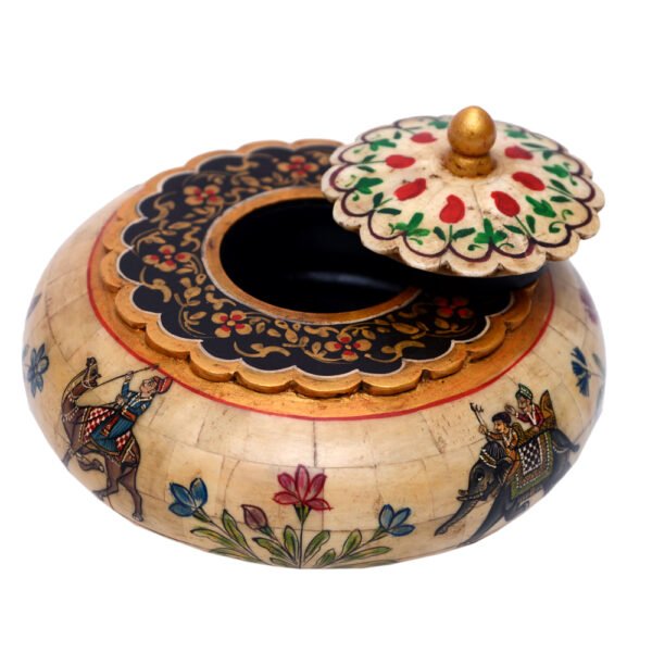 BEAUTIFUL MINIATURE PAINTING OPIUM BOX - Image 2