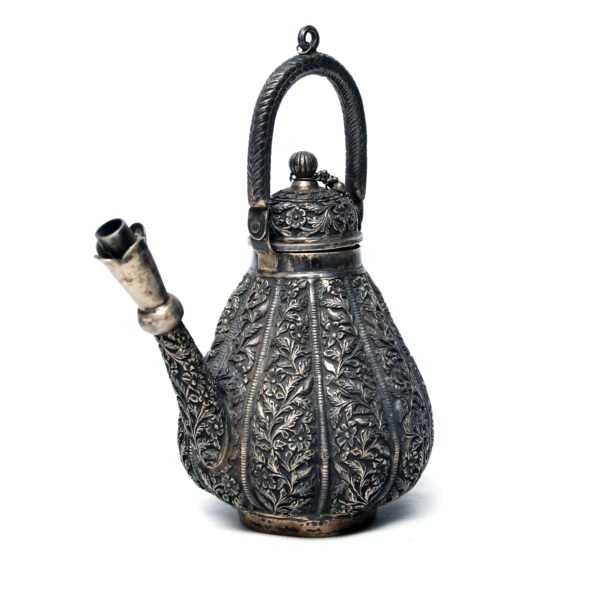 DECORATIVE BEAUTIFUL SILVER KETTLE - Image 2