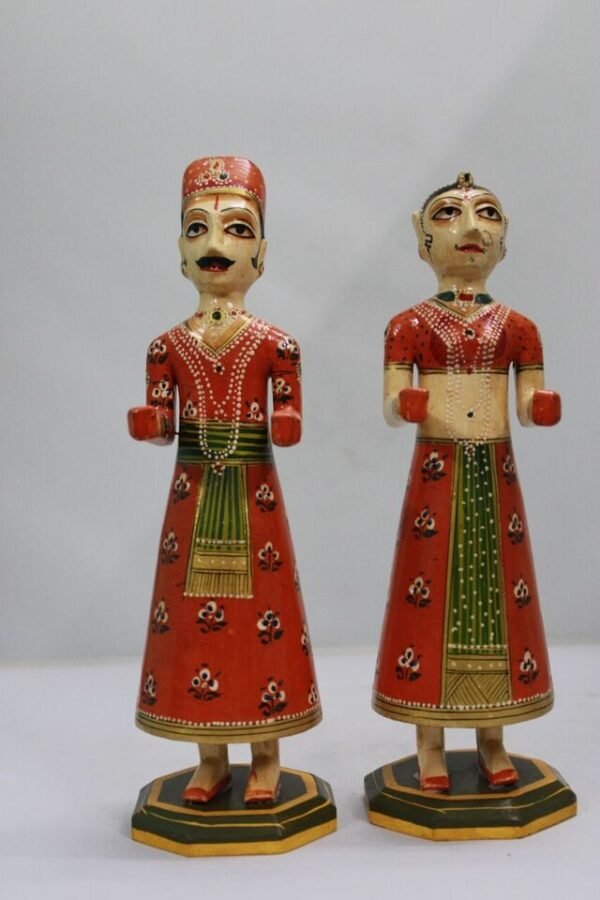 Customised Gangaur Dolls Wooden Made