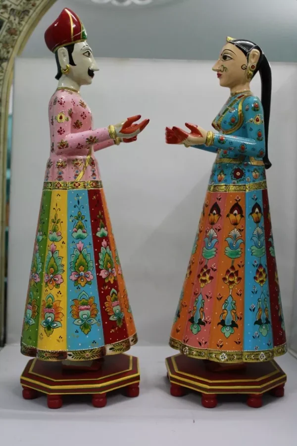 Customised Gangaur Dolls Wooden Made - Image 4