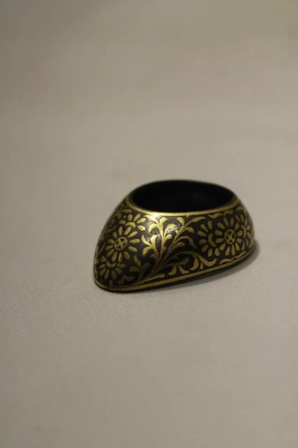 vintage original Ottoman mughal islamic Gold, archer thumb ring - Image 4