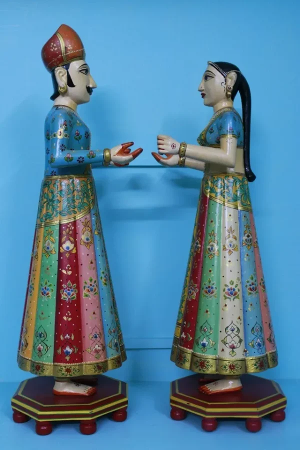 Beautifully carved painted couple of gangaur dolls made of wood, souvenir gift - Image 2