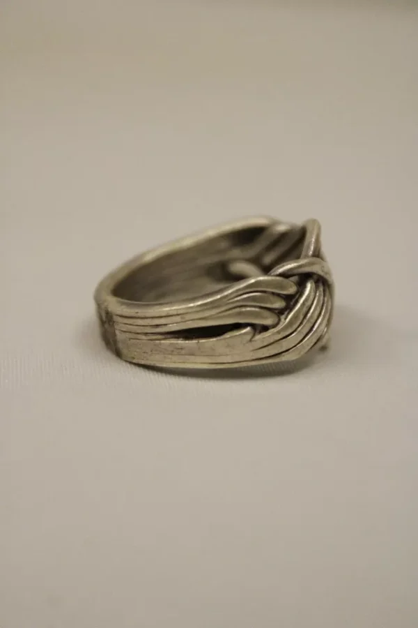 Solid Silver Stylish Puzzle Ring - Image 2