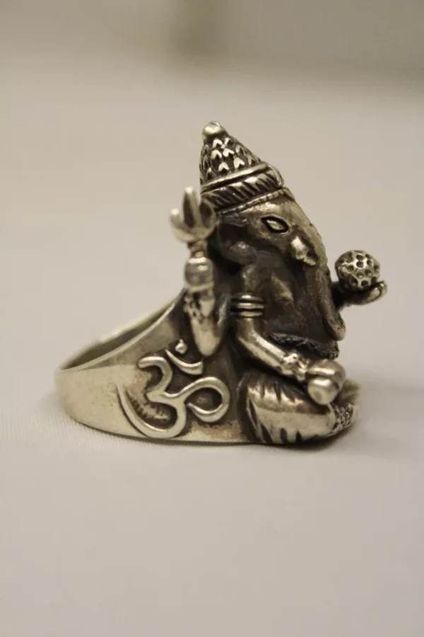 Silver Mini Ganesha Statue Sculpture Idol Superfine Handmade Ring - Image 4