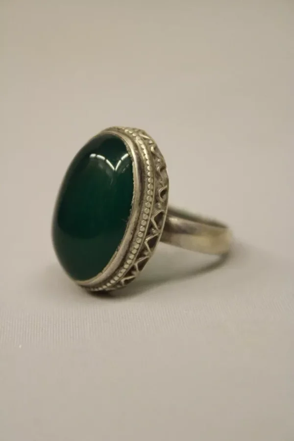 Green Onyx Gemstone Sterling Silver Ring - Image 3