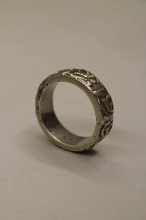 Sterling Silver Ring With Animals Engraved