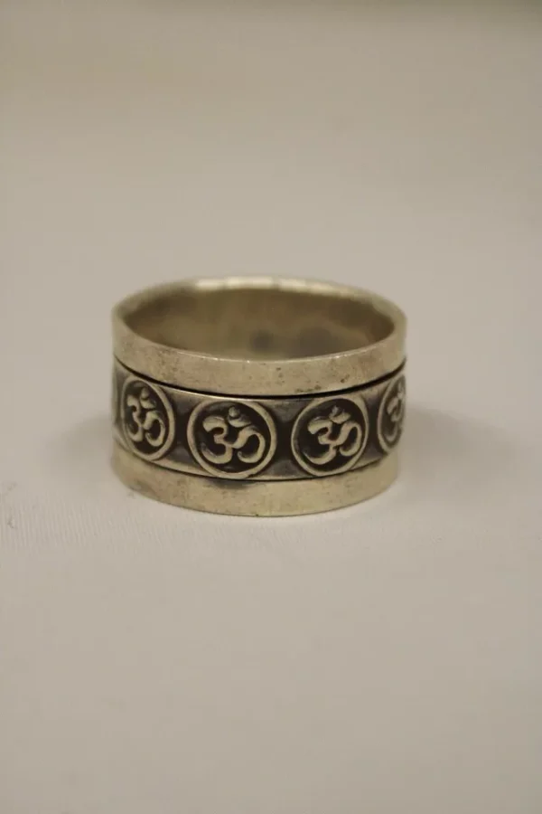 Men's Sterling Silver Spinner Om Band Ring