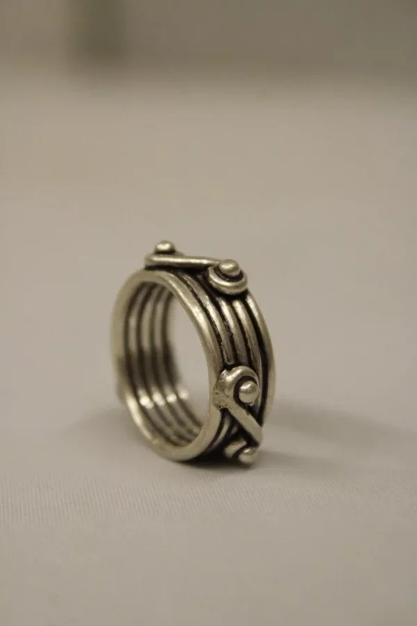 Stunning Unique Sterling Silver Strand Twisted Ring, Gift For Women - Image 2